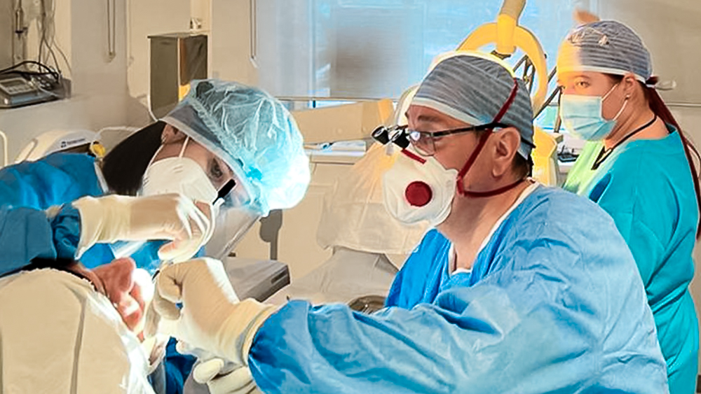 interventie chirurgicala dinti ficsi