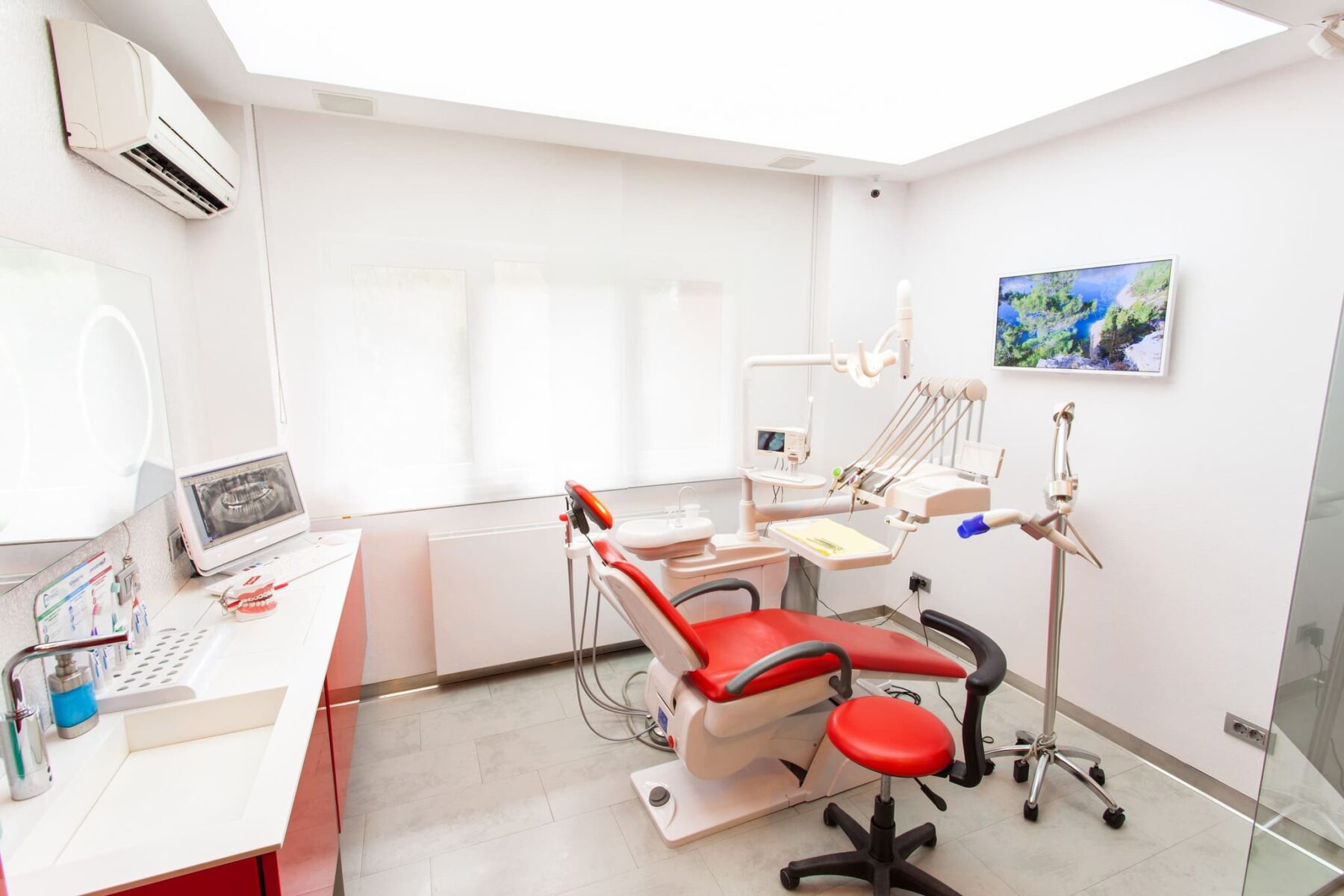 clinica stomatologica LLL