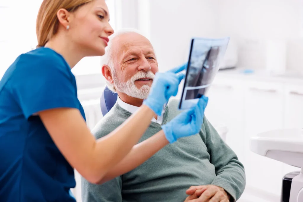 Consultația și evaluarea inițială