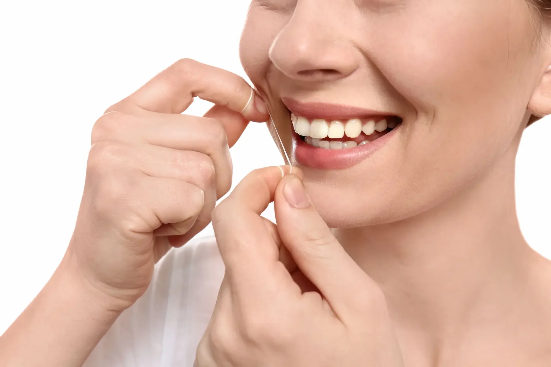 ingrijire fatete dentare zirconiu