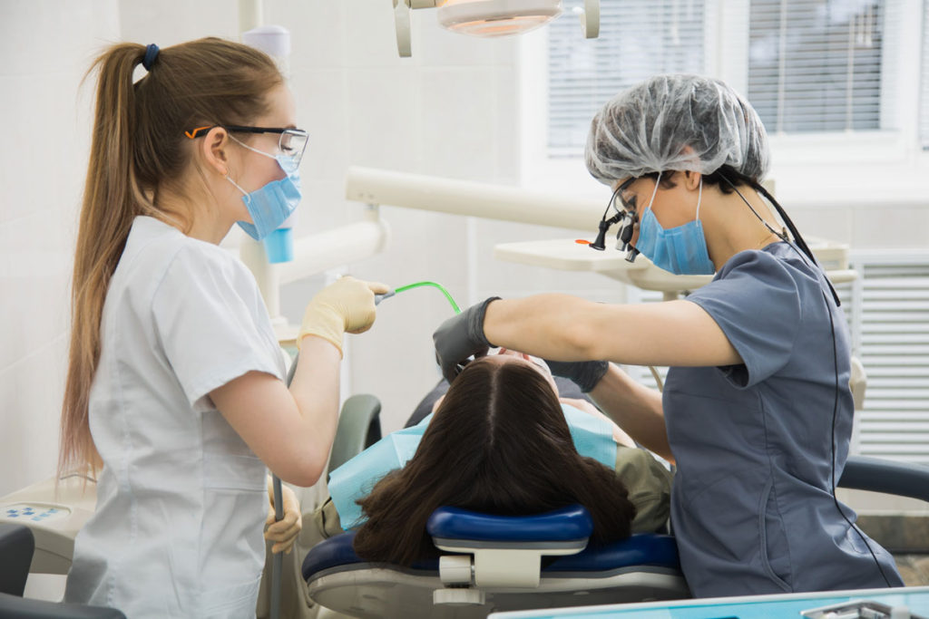 interventie chirurgicala de chist gingival