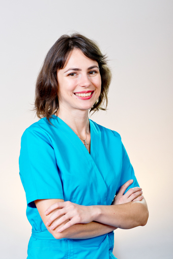 Dr. Roxana Radocea